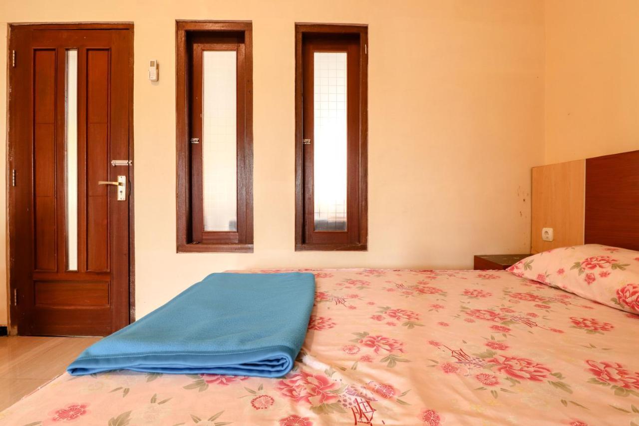 The Joglo Family Hotel Magelang Luaran gambar