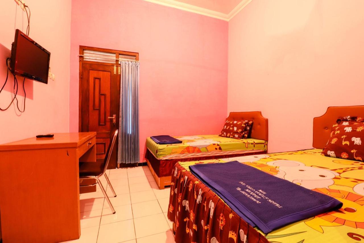 The Joglo Family Hotel Magelang Luaran gambar