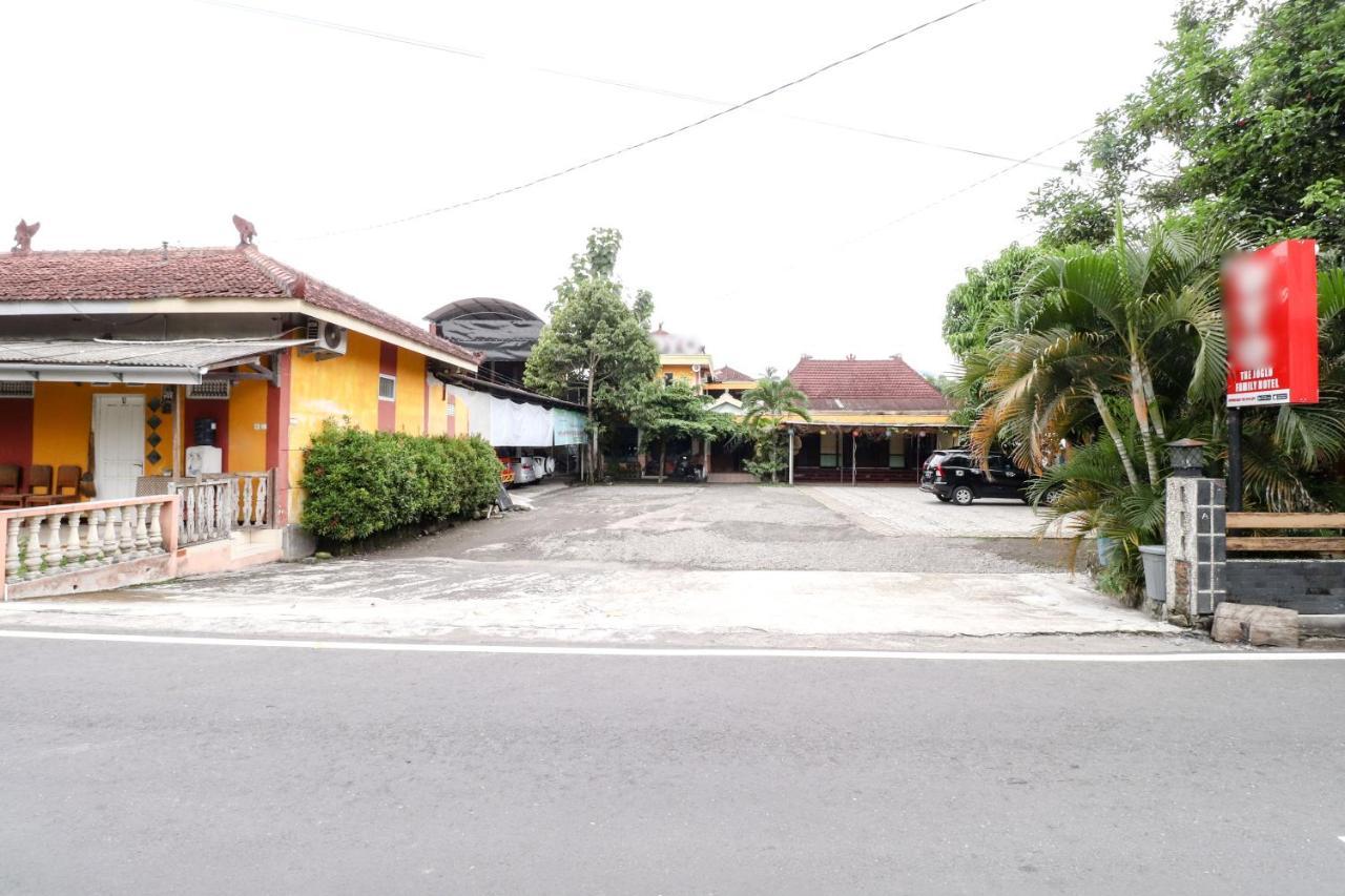 The Joglo Family Hotel Magelang Luaran gambar
